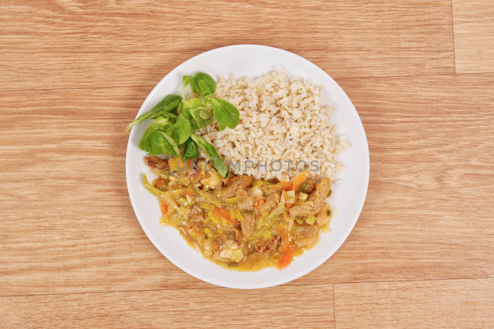 China of soy noodles and leek with rice on a white background