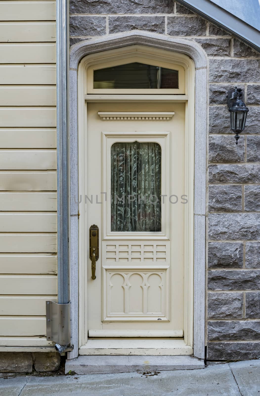 Wooden door entrance by edella