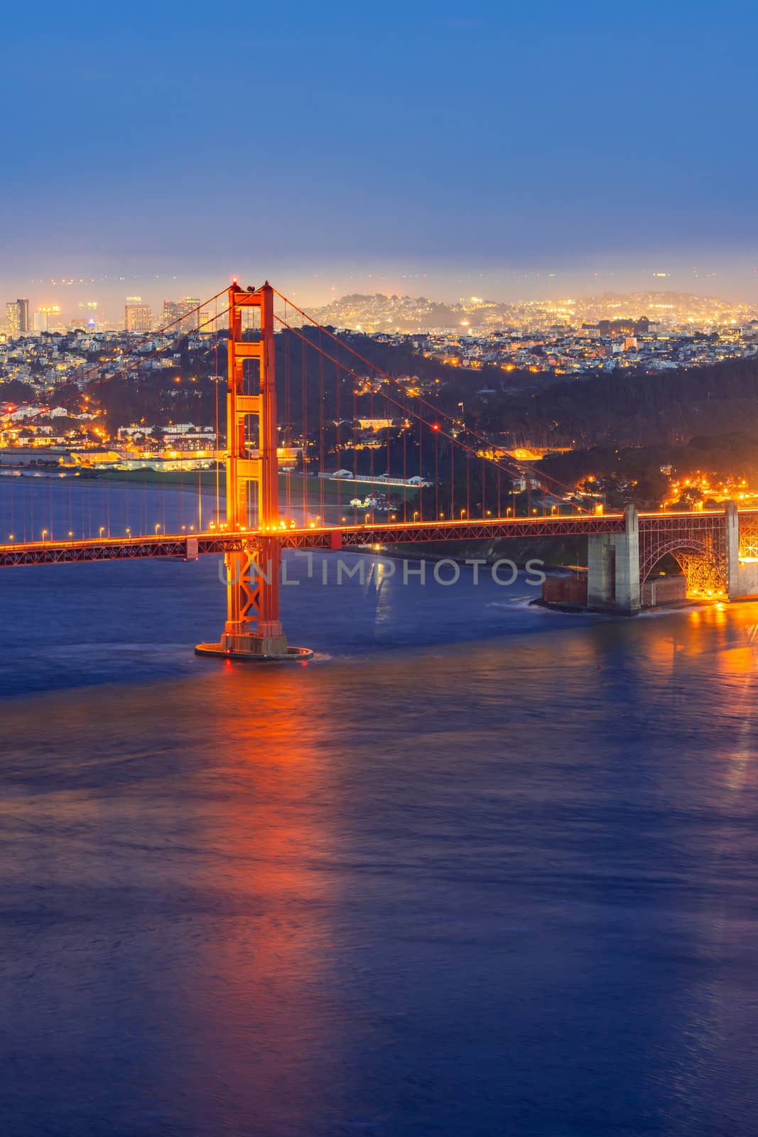 Golden Gate bridge Sunset by vichie81