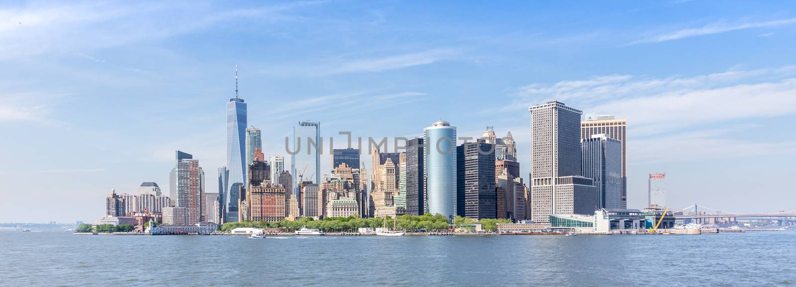 Panoramic view of Lower Manhattan, New York City, USA.