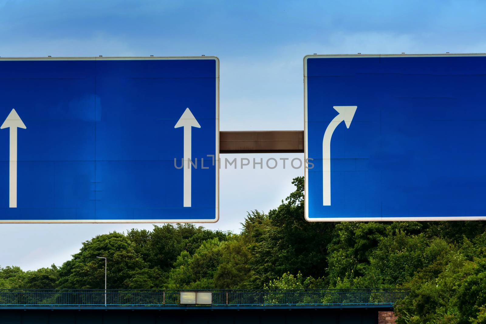 Highway sign, directional sign on the motorway A 3, direction Venlo, Duisburg, Essen, Muelheim an der Ruhr, Oberhausen, Arnhem and Highway crossing Kaiserberg.