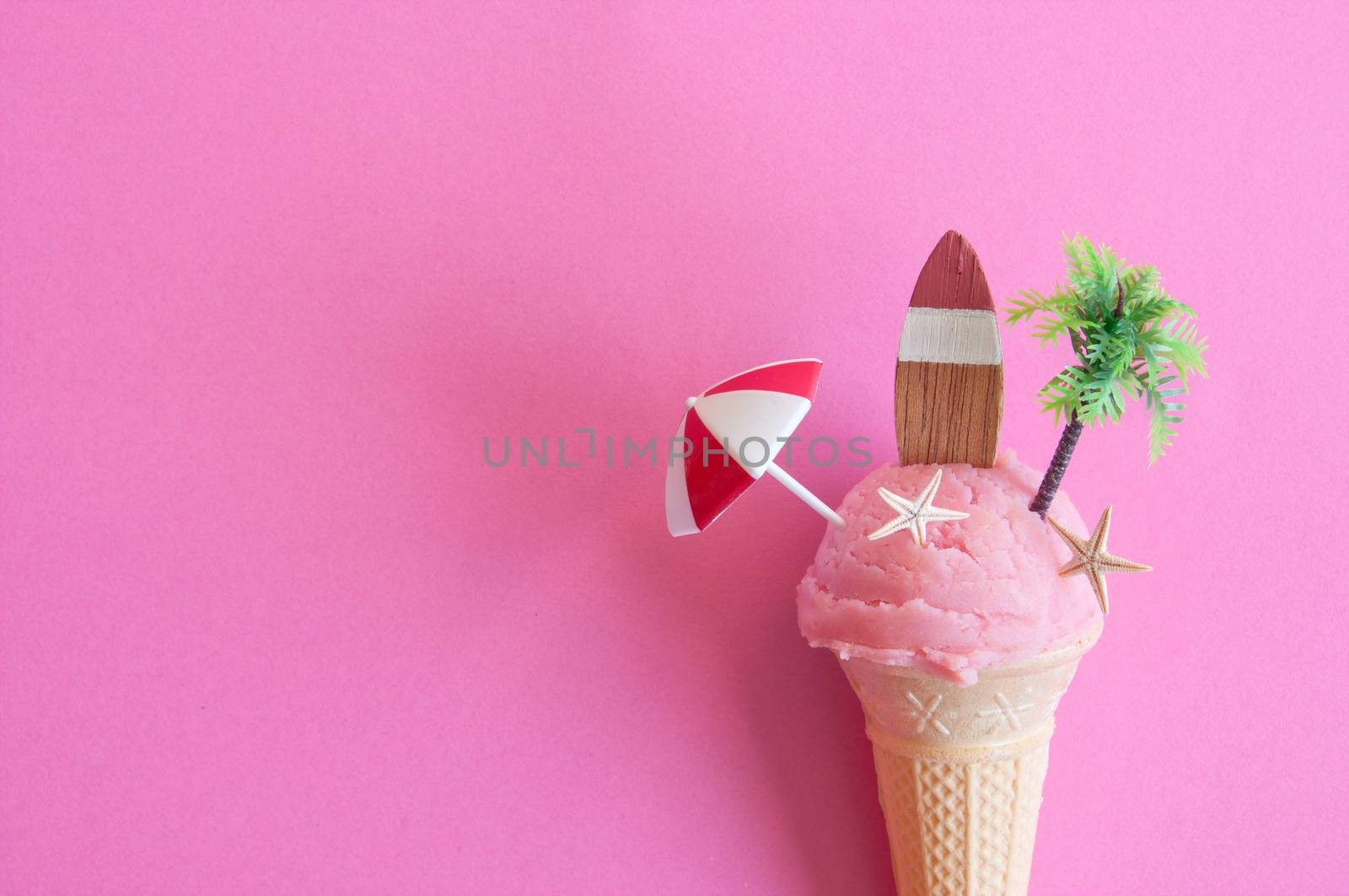 Icecream cone by unikpix