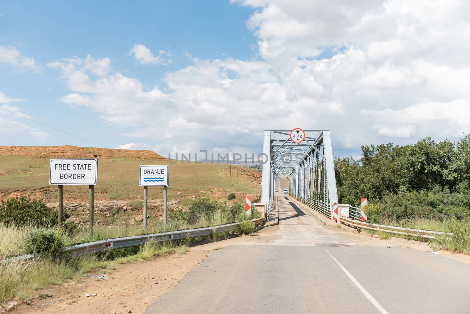 The single lane bridge over the Orange River between Sterkspruit and Zastron