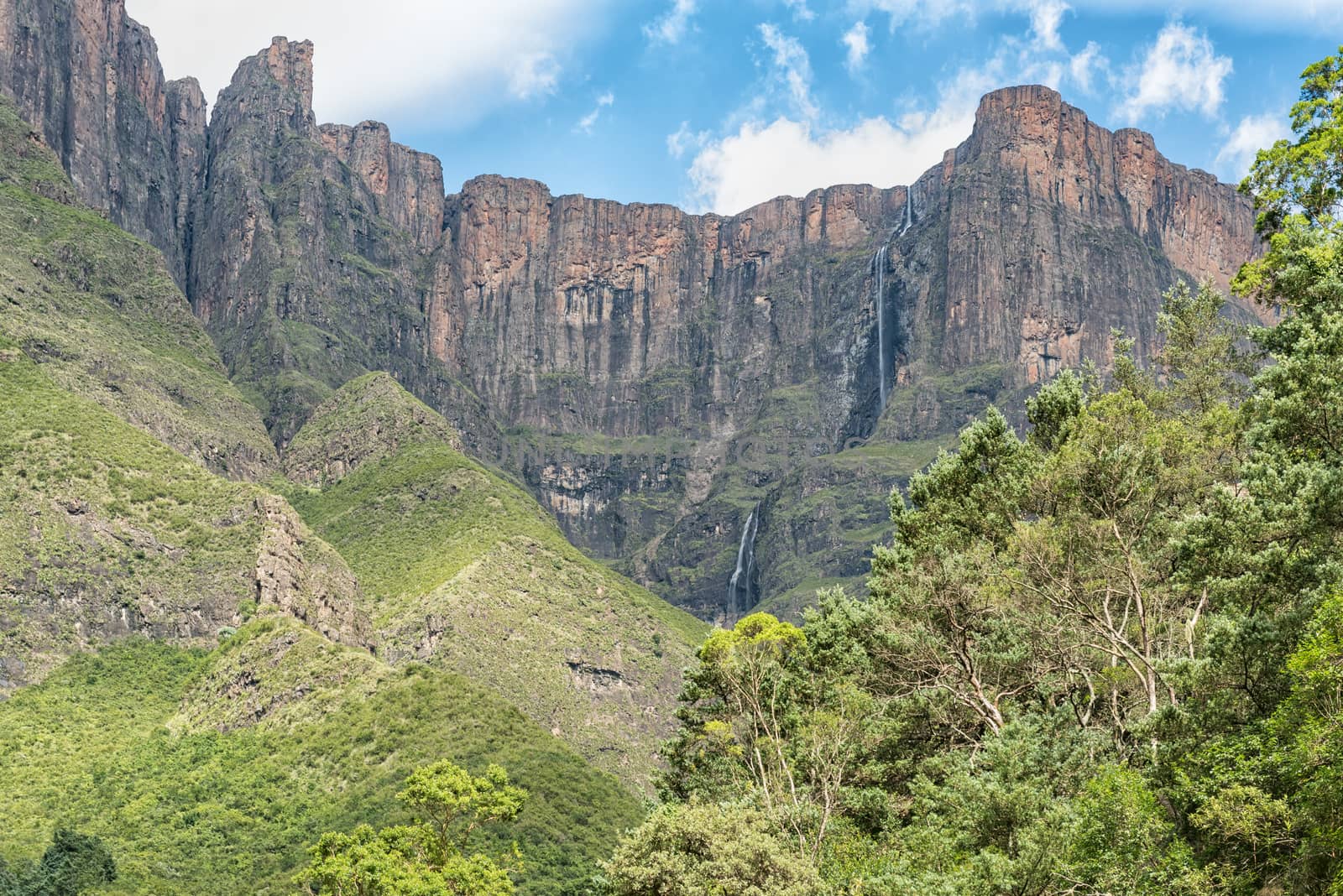 The Tugela Falls in the Drakensberg, at 948 m, the 2nd tallest waterfall on earth. Seen from the far end of the Tugela Tunnel