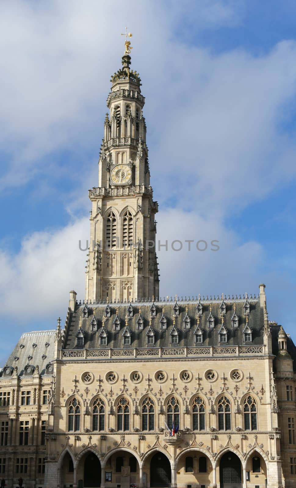 Townhall of Arras by Kartouchken