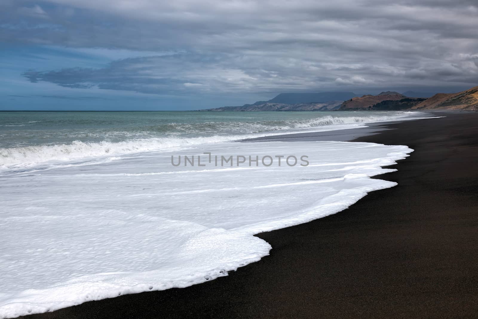 Rarangi Beach by phil_bird