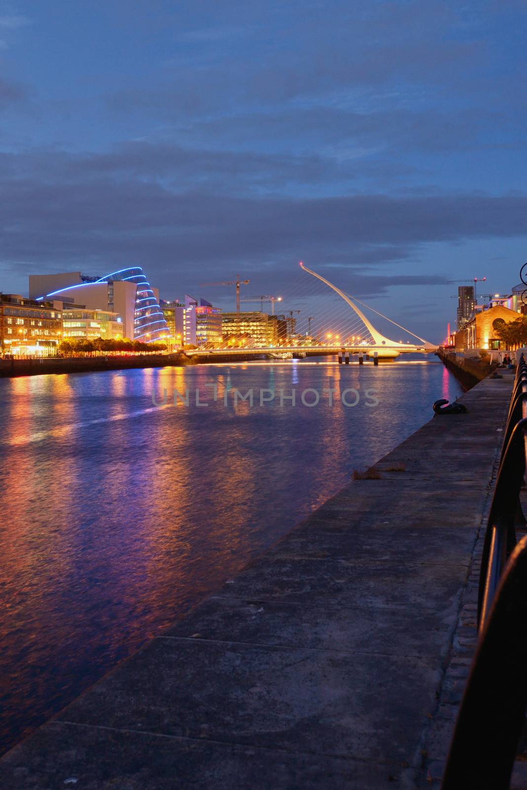Samuel Beckett Bridge in Dublin by night