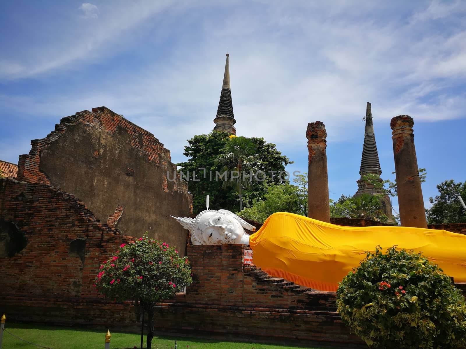 A beautiful Thailand temples, pagodas and Buddha statute by shatchaya