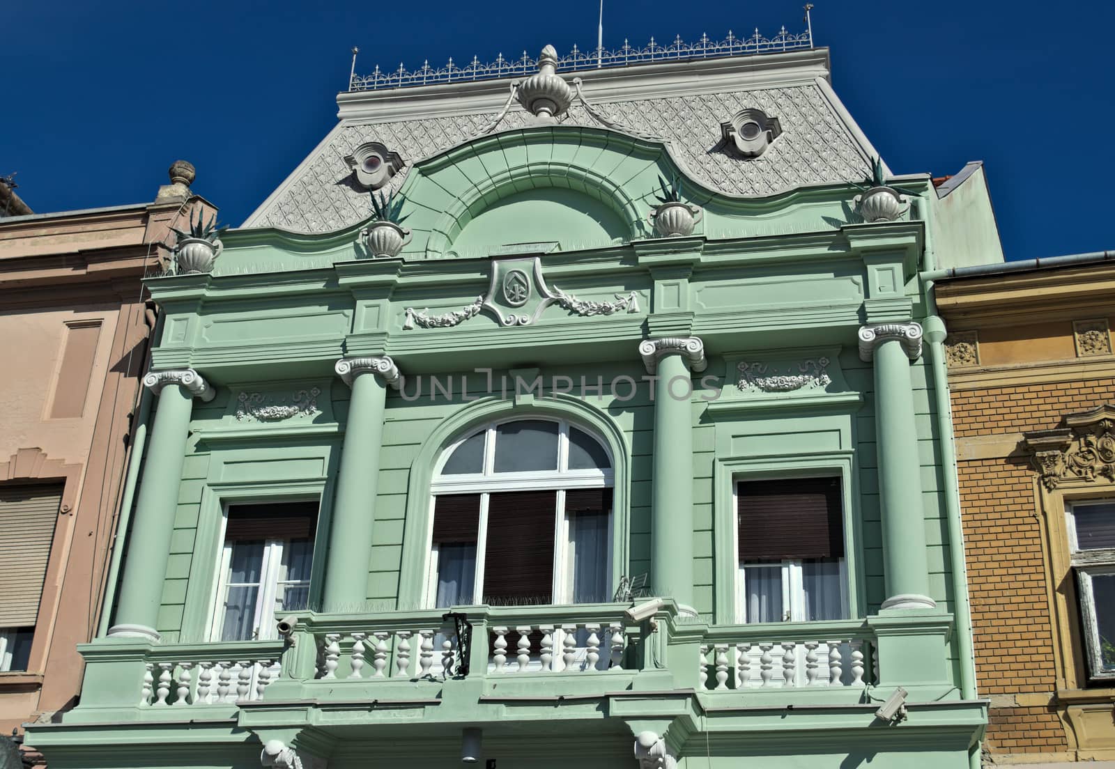 Top floor of 19th century building, fully renovated in it's former glory