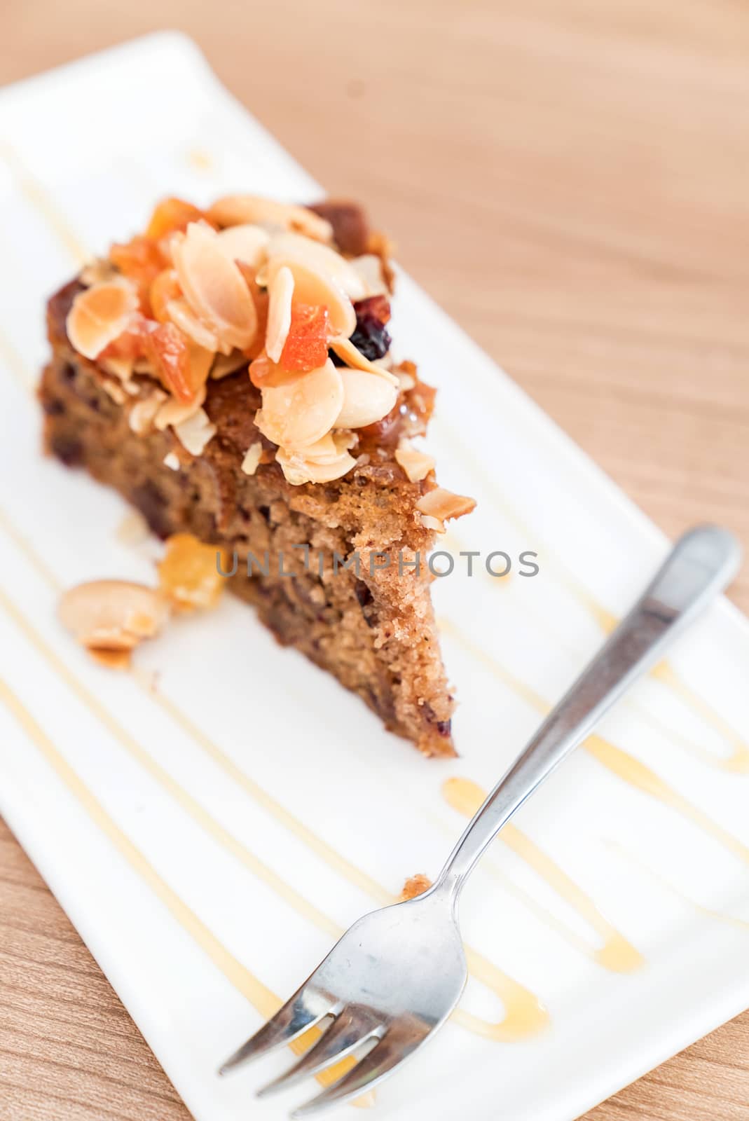 Carrot cake by vichie81