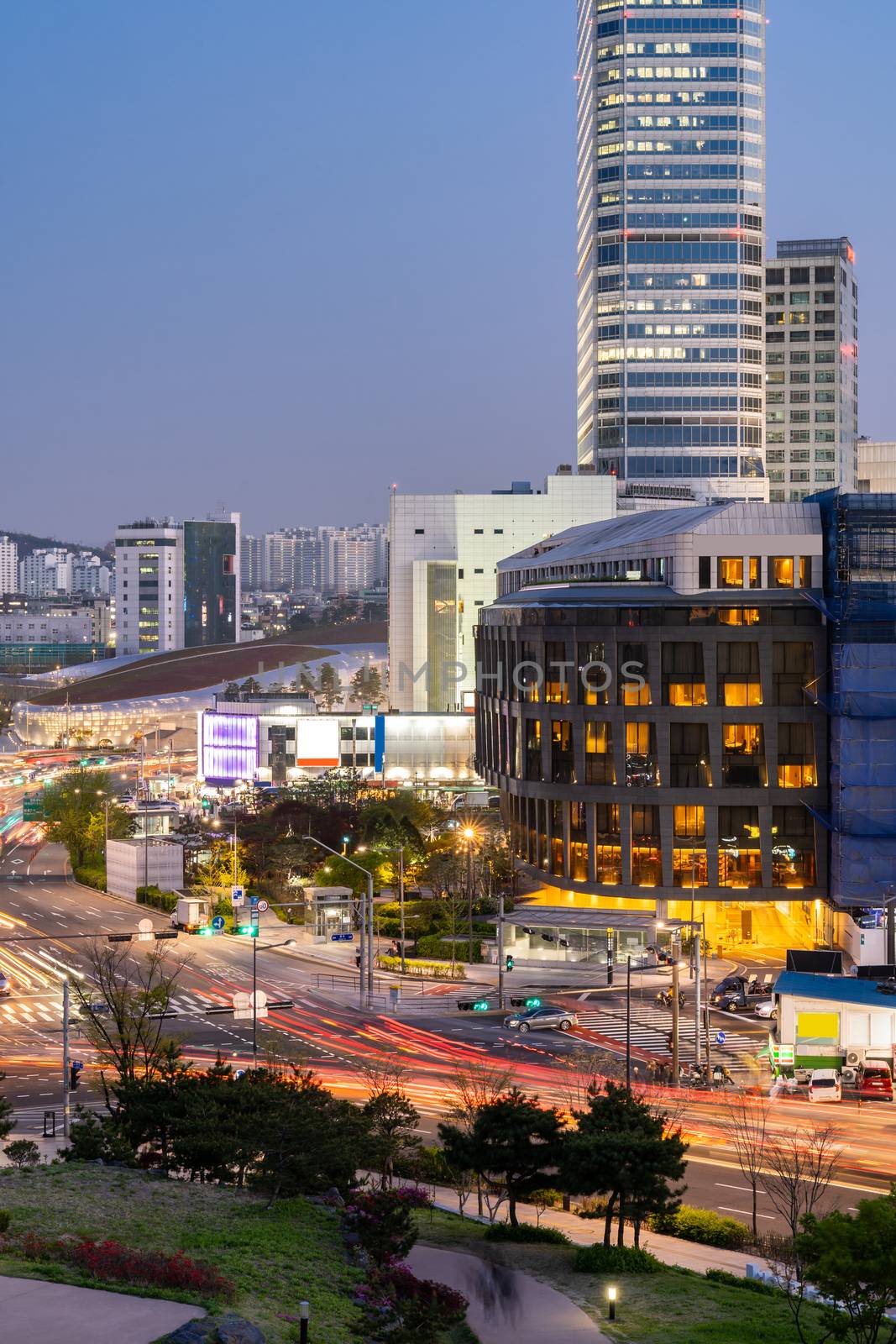 Dongdaemun gate Seoul by vichie81