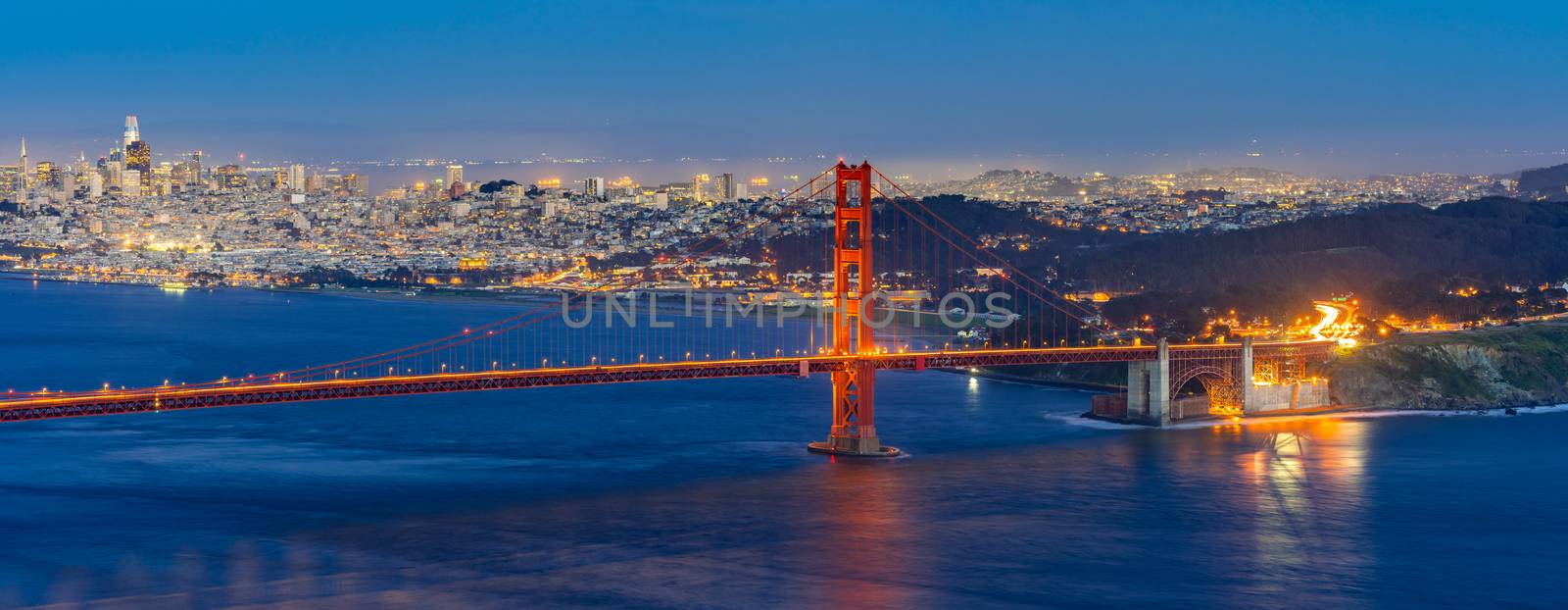 Golden Gate bridge Sunset by vichie81