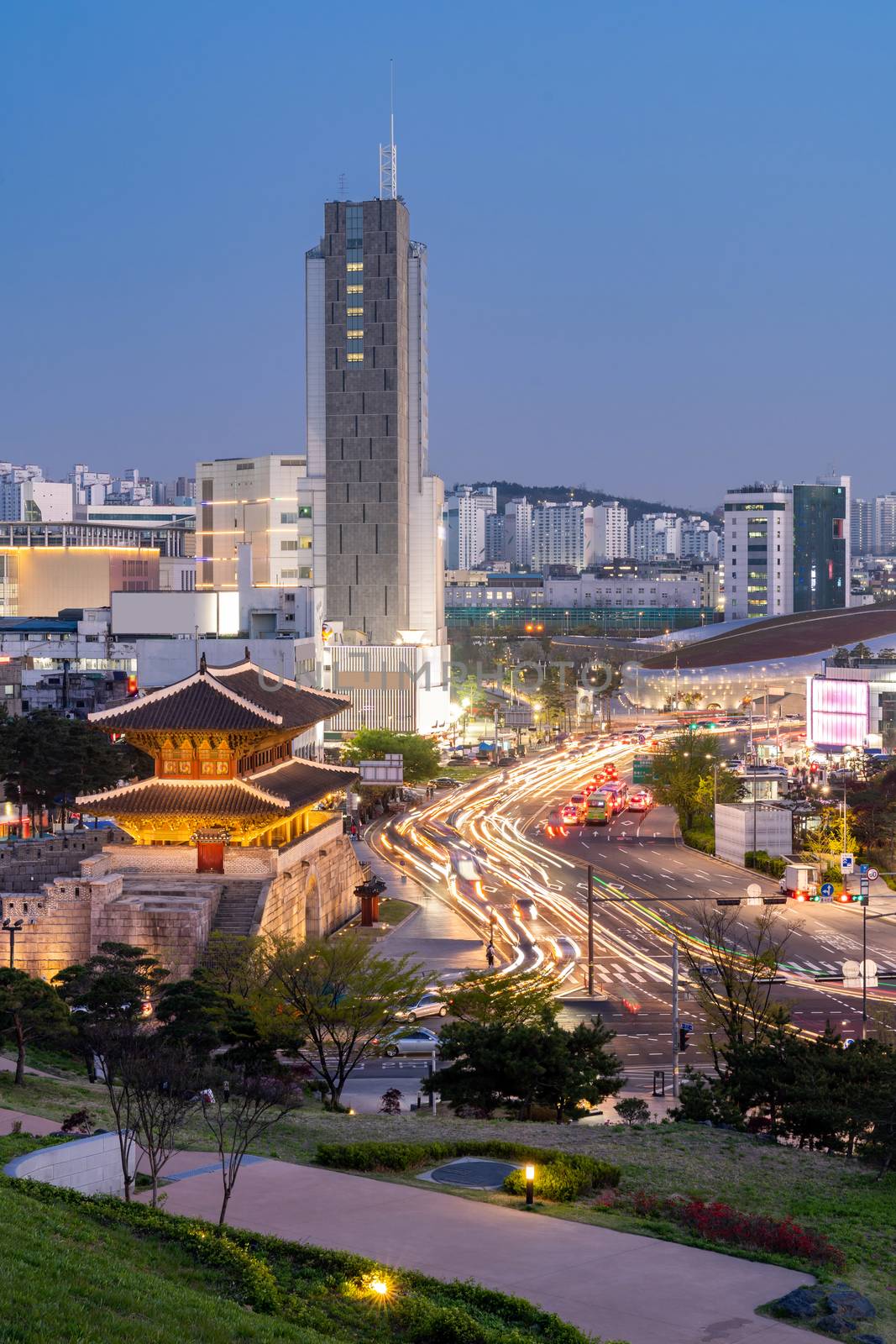 Cityscape at Heunginjimun Dongdaemun gate in Seoul South Korea