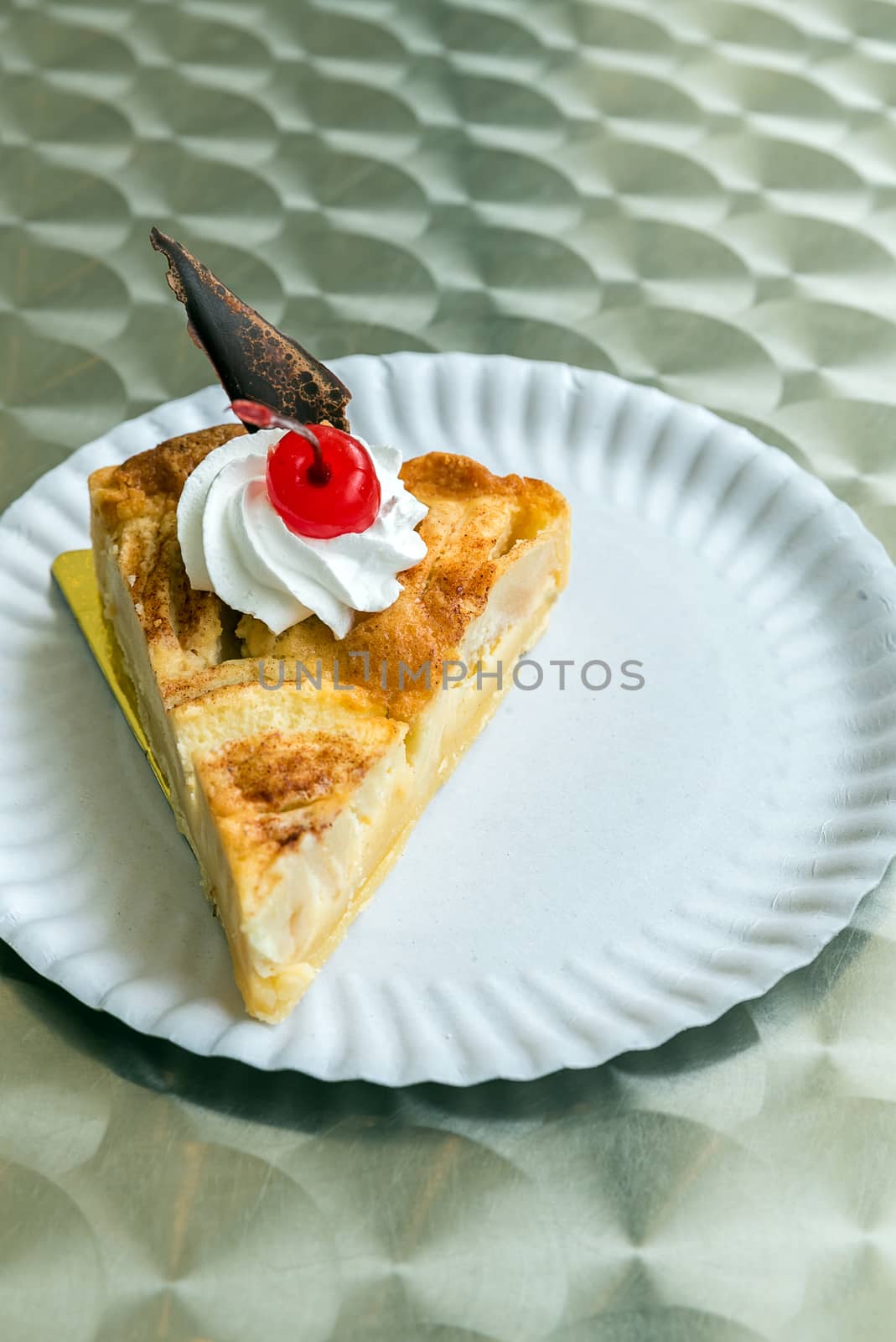 Fruit pie tart by vichie81