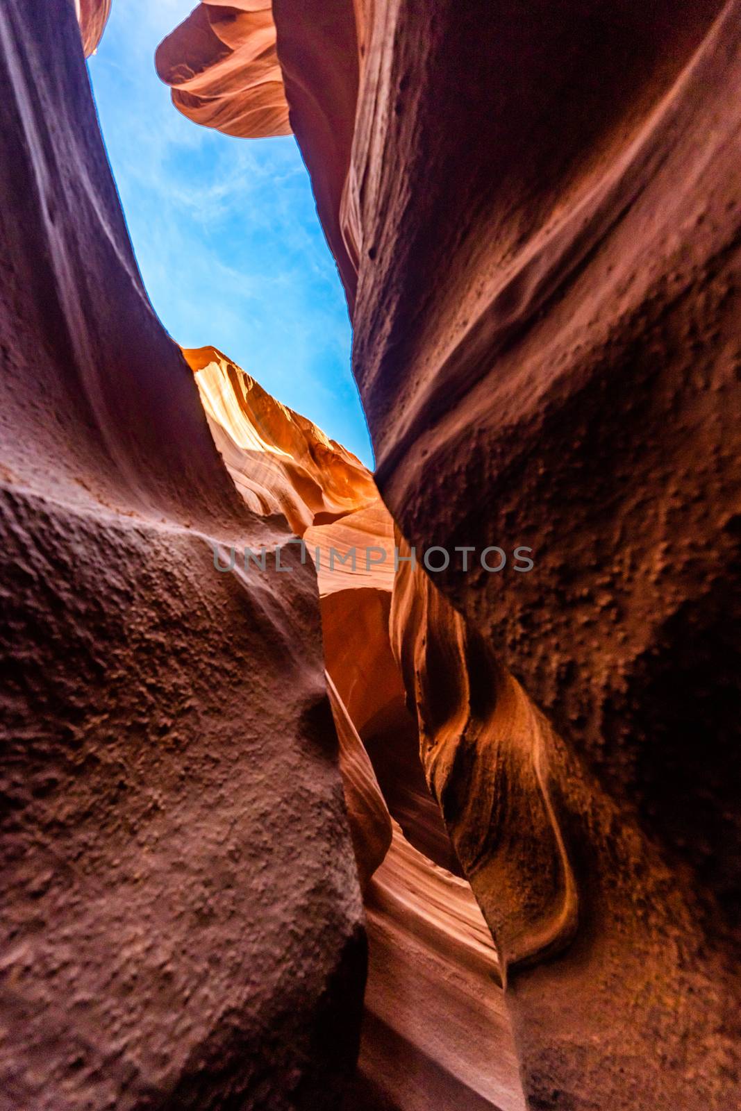 Lower Antelope Canyon by vichie81