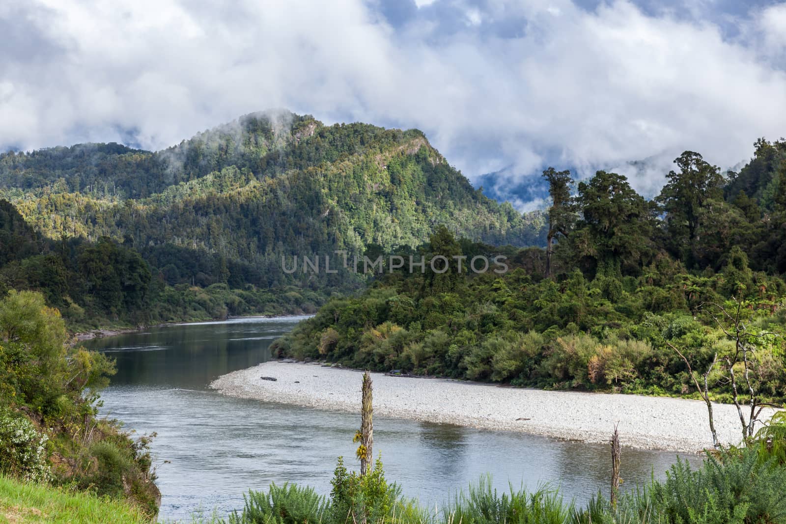 Buller River Valley by phil_bird