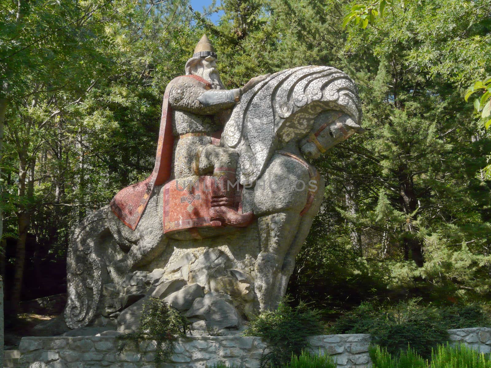 monument to the Russian hero on horseback in the park