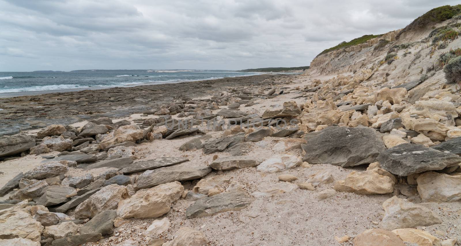 Nine Mile Beach close to Esperance on an overcast day, Western Australia