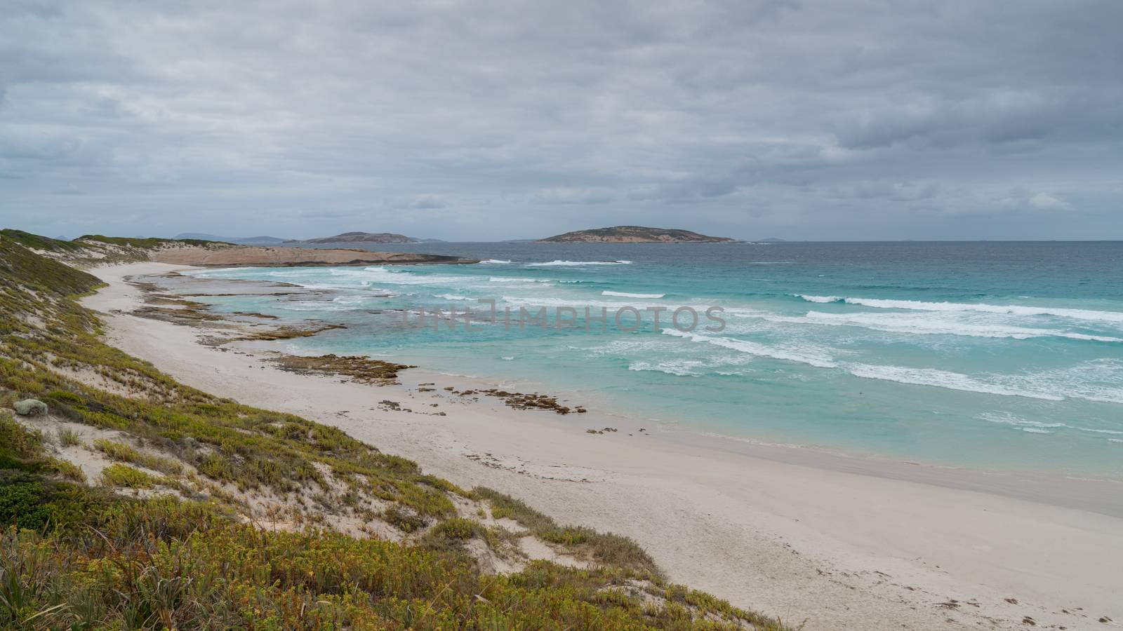 Fourth Beach close to Esperance on an overcast day, Western Australia