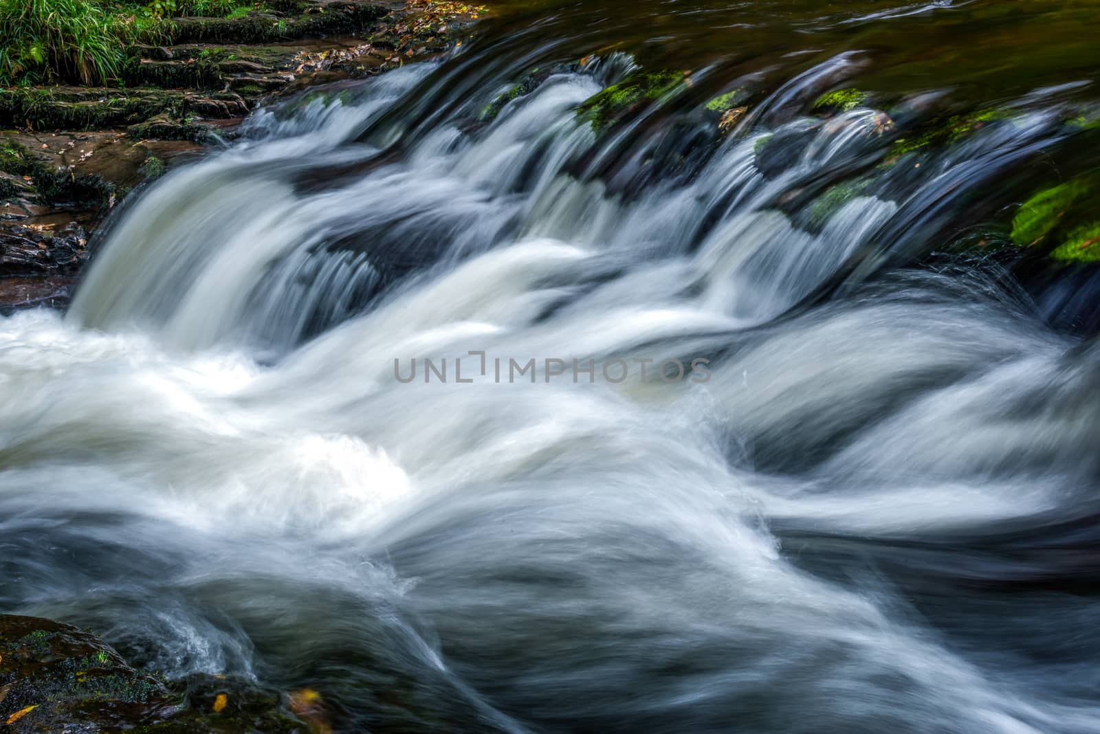 East Lyn River by phil_bird