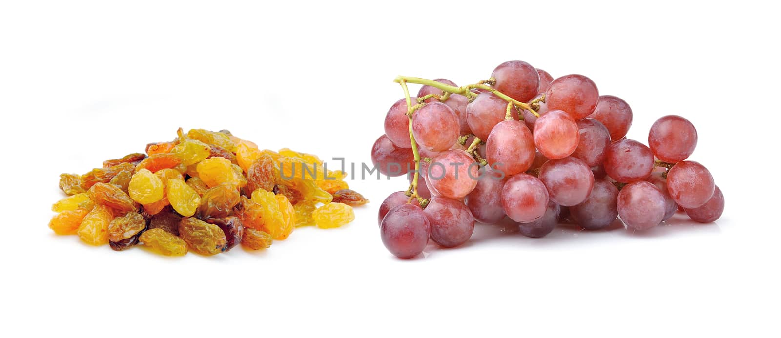 Grapes with raisins