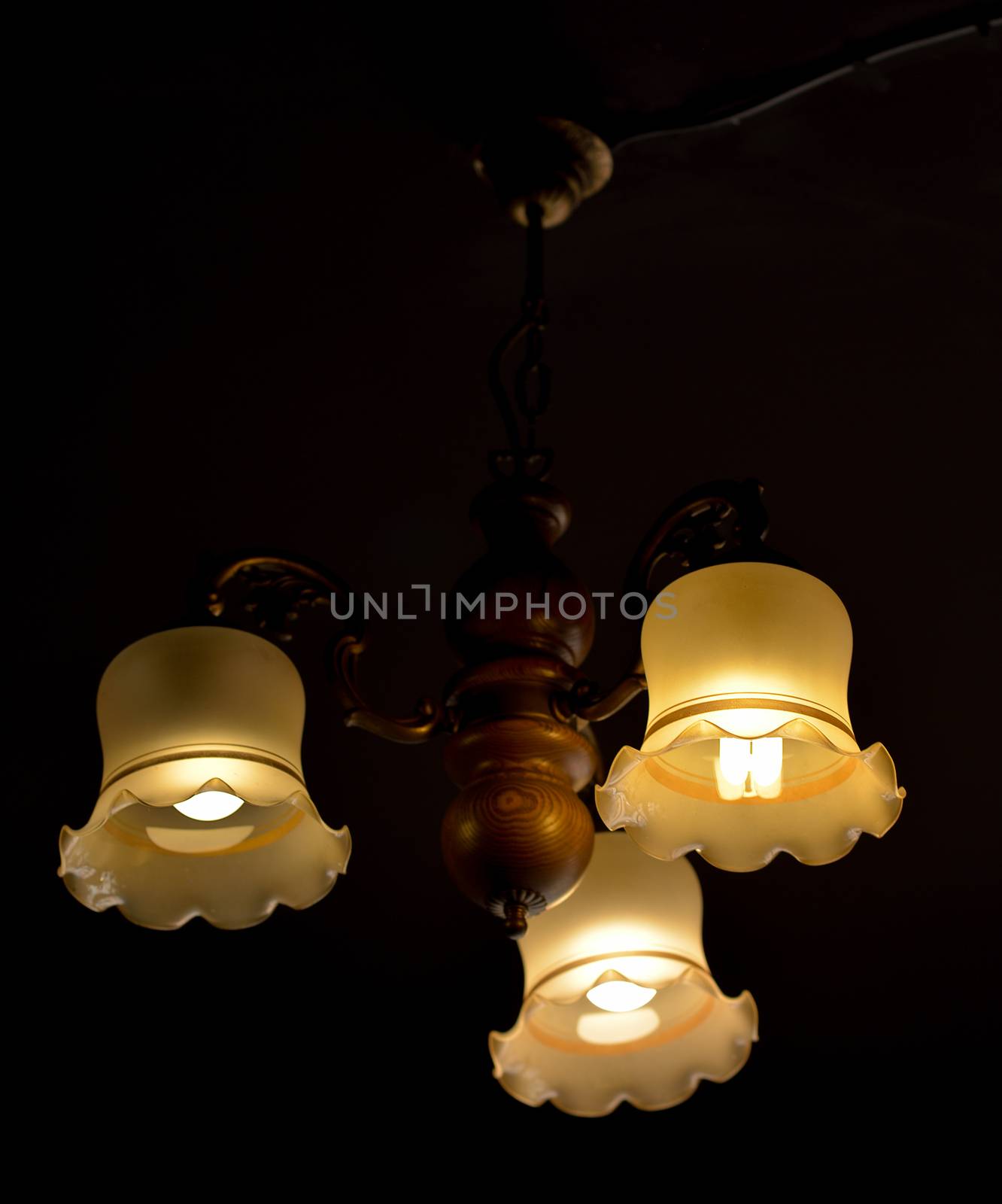 Ceiling light by sommai