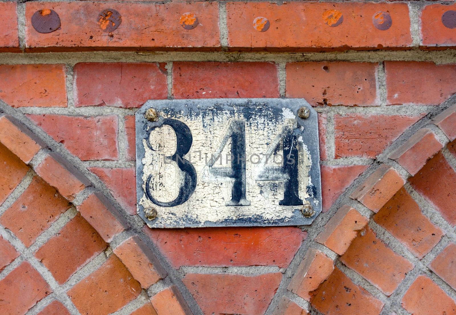 House number thee hundred and forty four (344)