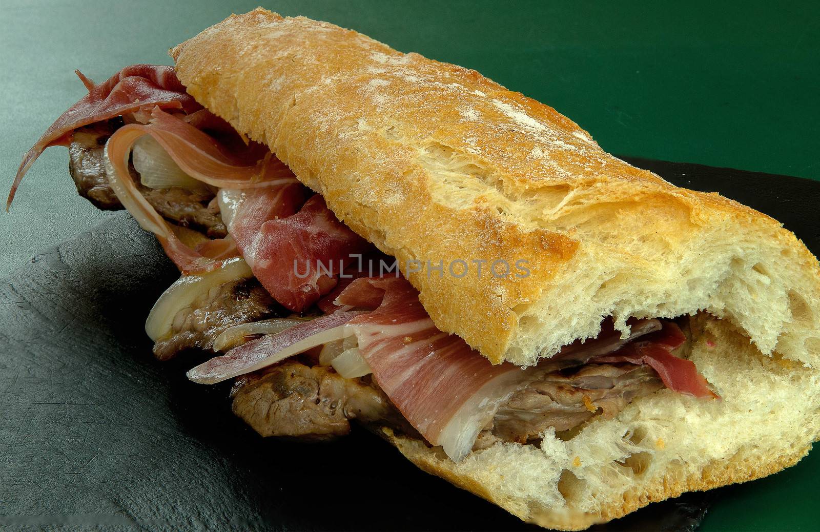 Loin sandwich with ham by bpardofotografia