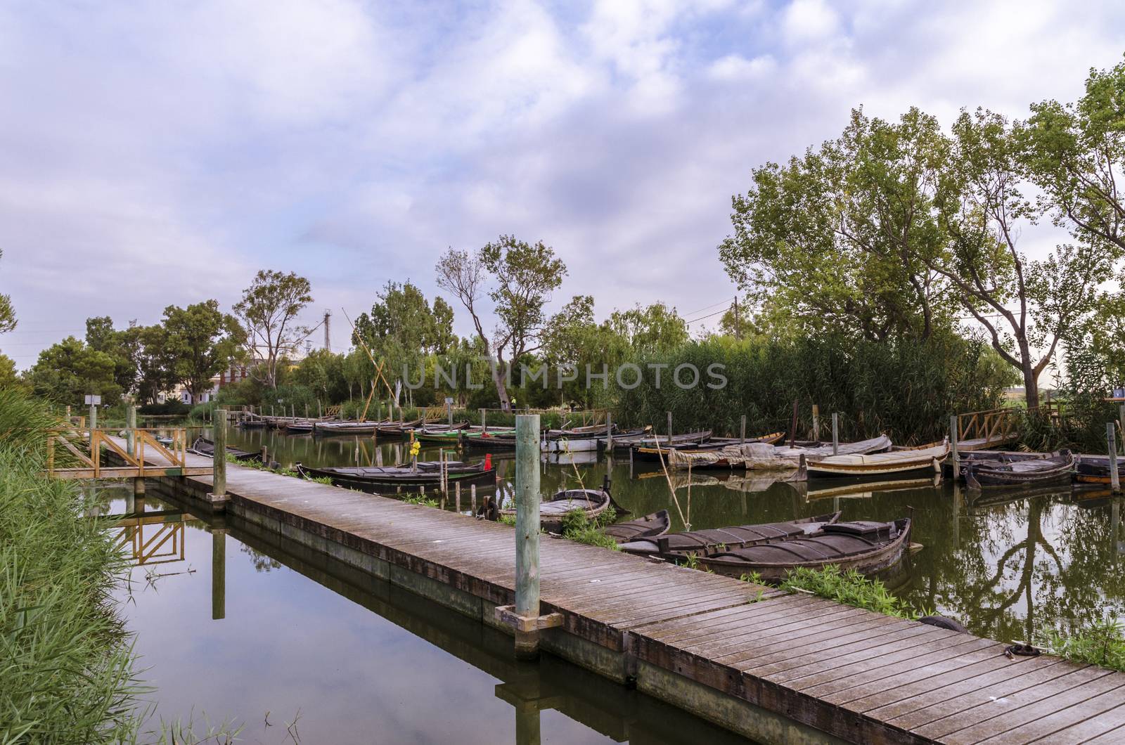 The Port of Catarroja is one of the main accesses to the Albufera. It has been a point of connection and union through navigation with other locations, at the time when the rest of the communications were insufficient.