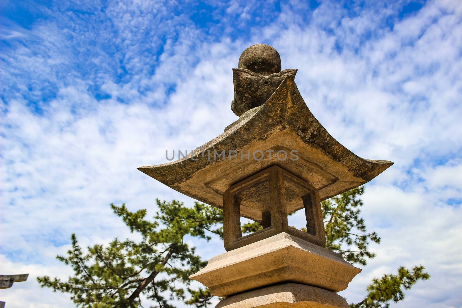 Lantern of Itsukushima Shrine on Miyajima by simpleBE