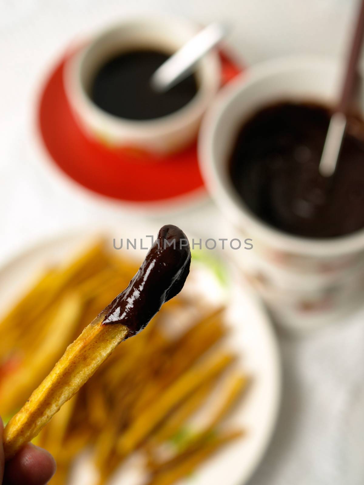 potatoes chips with chocolate fondue  by simpleBE