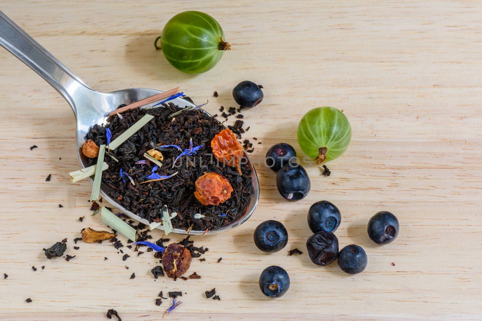 Fruit black tea with blueberry and gooseberry by Seva_blsv