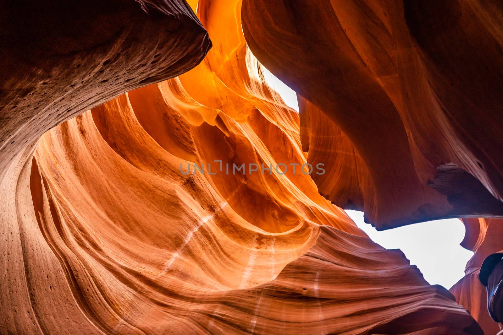Lower Antelope Canyon by vichie81
