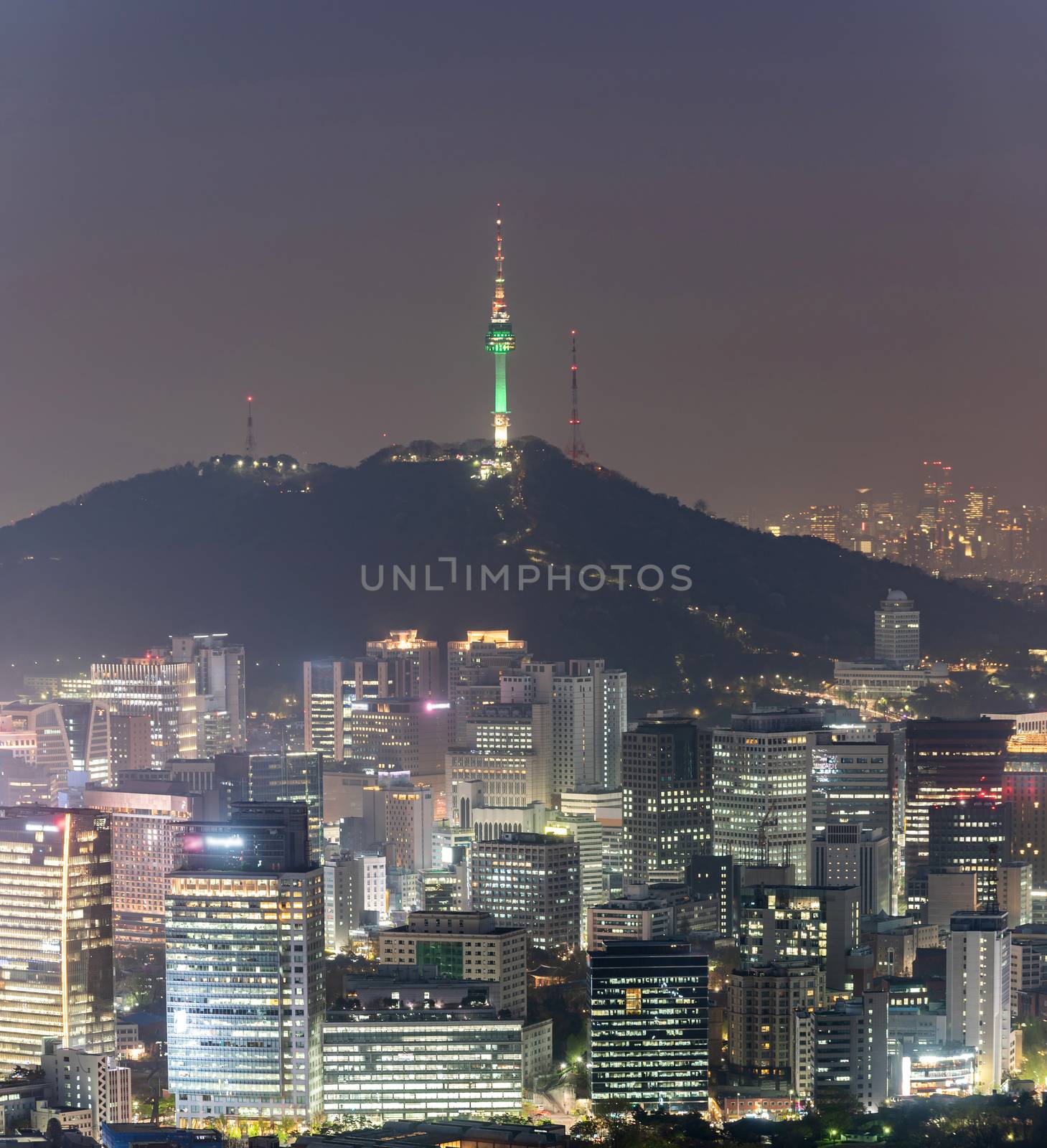 Night view of Seoul Downtown cityscape by vichie81