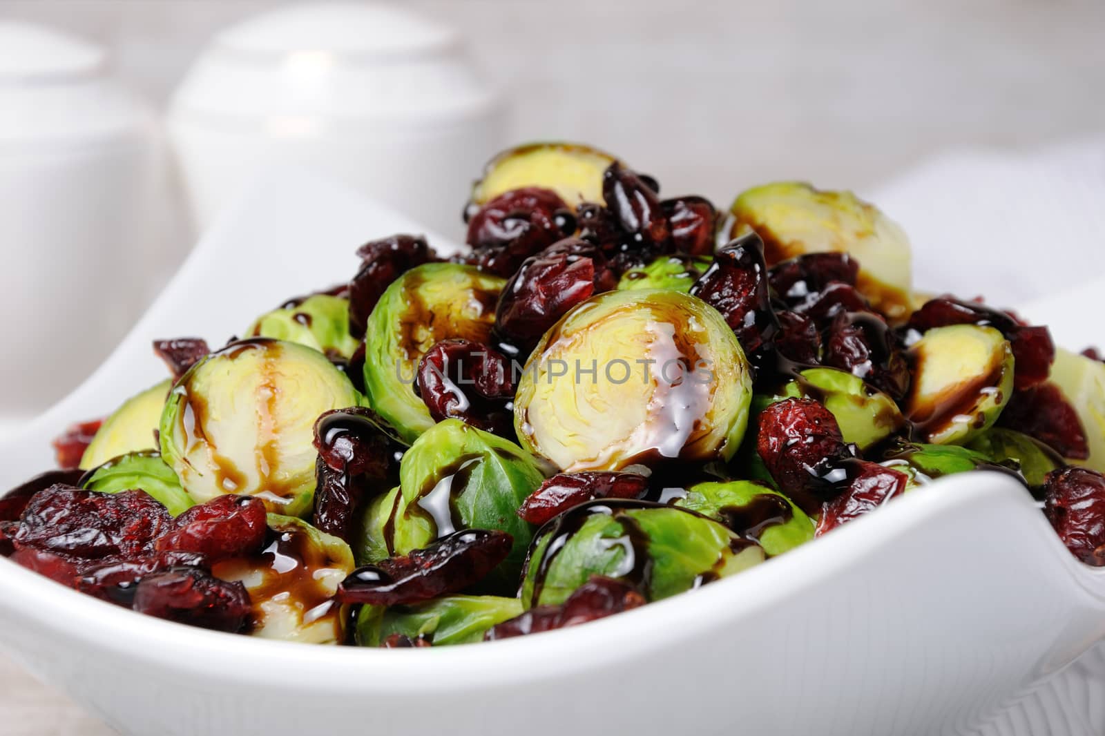 Salad from Brussels sprouts by Apolonia