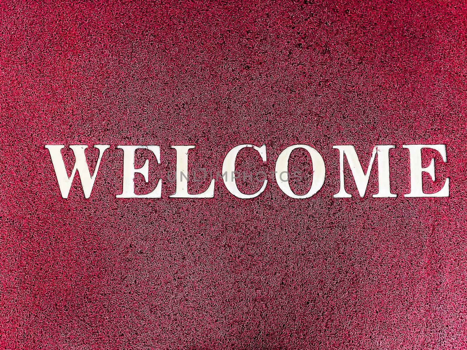 Red wipes with welcome words.