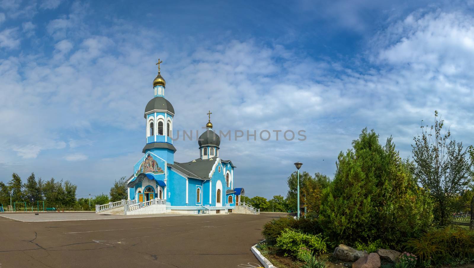 Holy Vvedensky Church in Yuzhny city, Ukraine by Multipedia