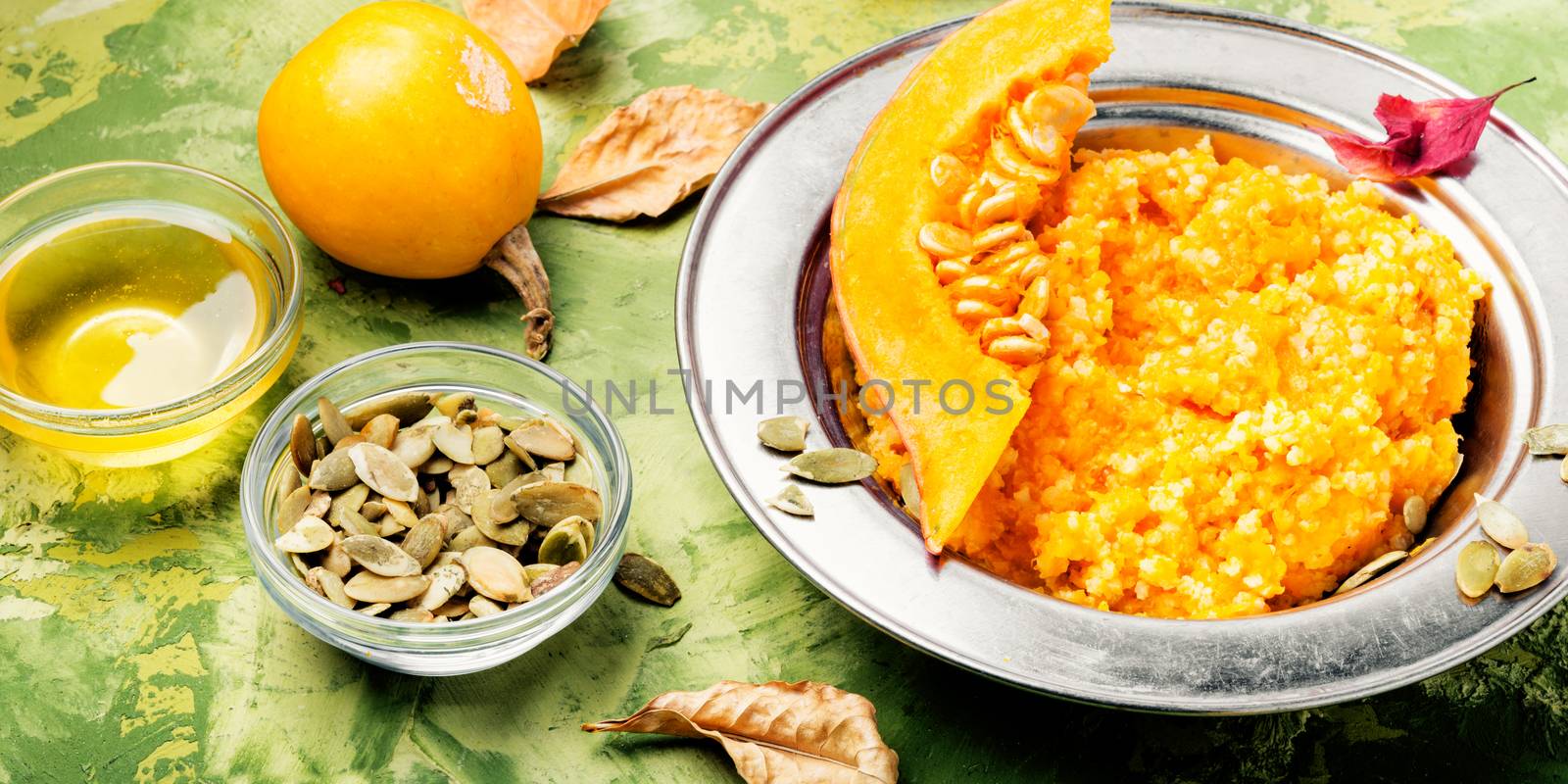 Pumpkin porridge and pumpkins by LMykola