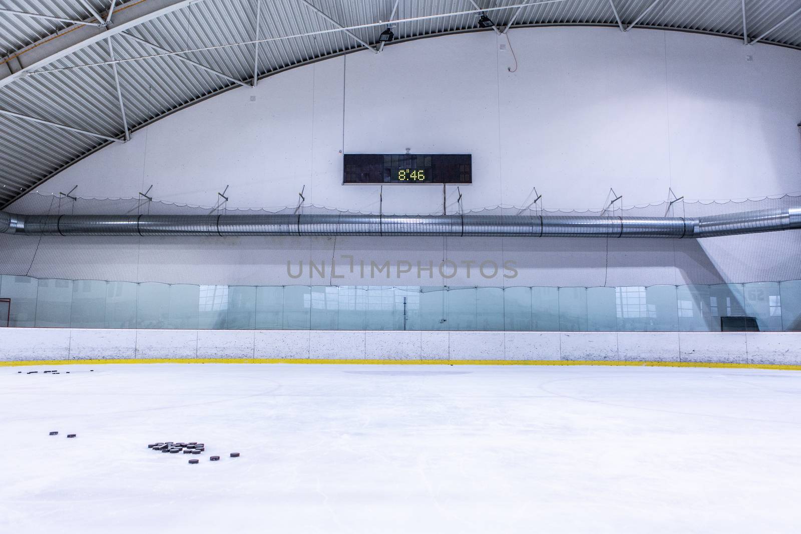 empty skating ice hockey rink by fotoduki