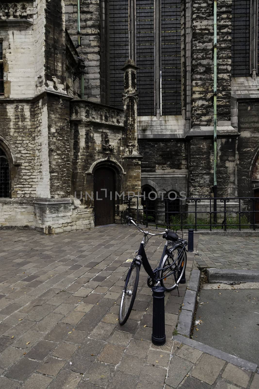 Typical bicycle in holland by esebene