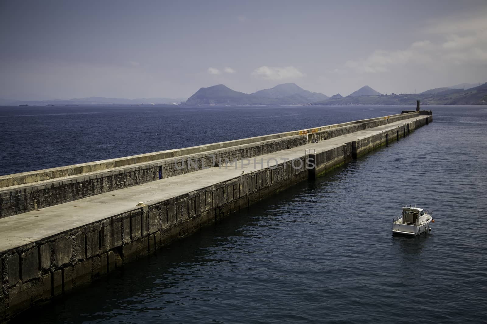 Empty maritime dock, detail of parking for boats