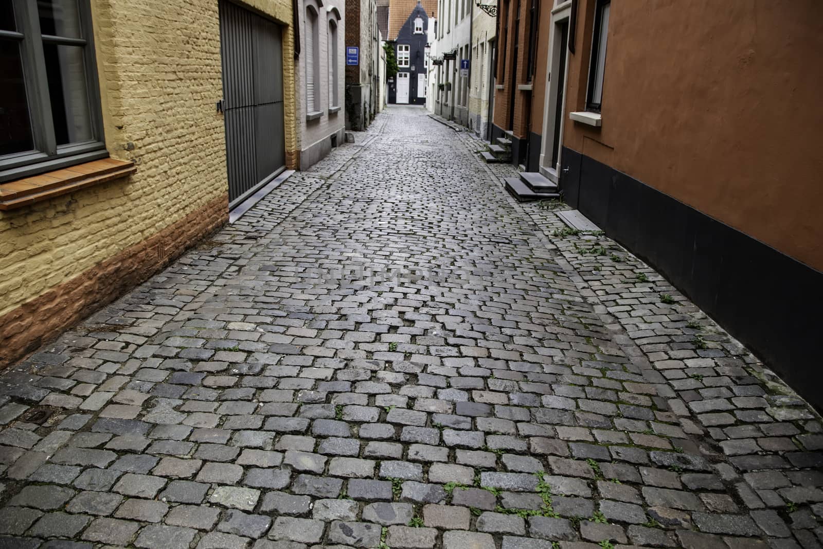 House typical of bruges, detail of medieval houses, tourism in Belgium, Europe