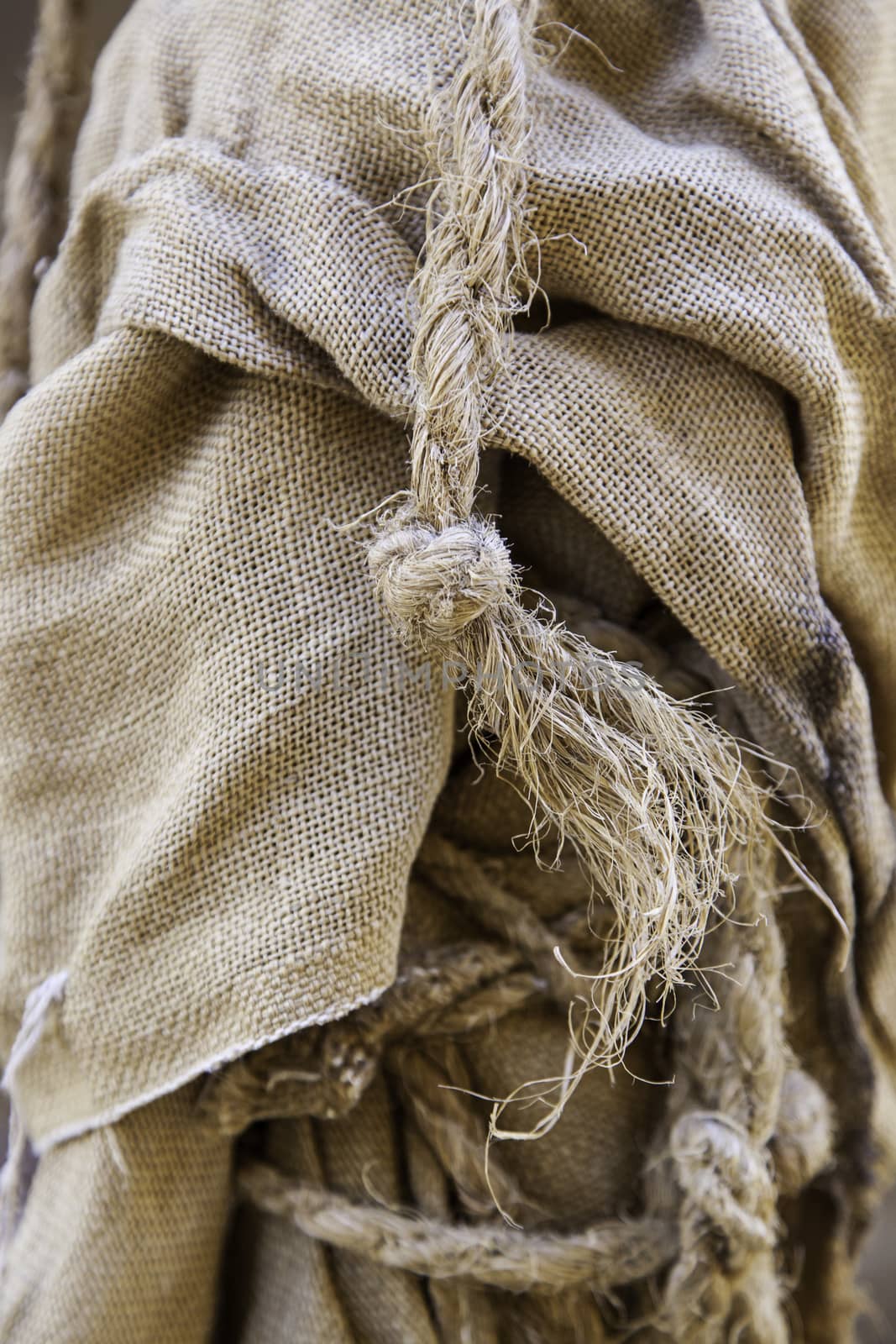 Stretch fabric, sturdy rough fabric detail