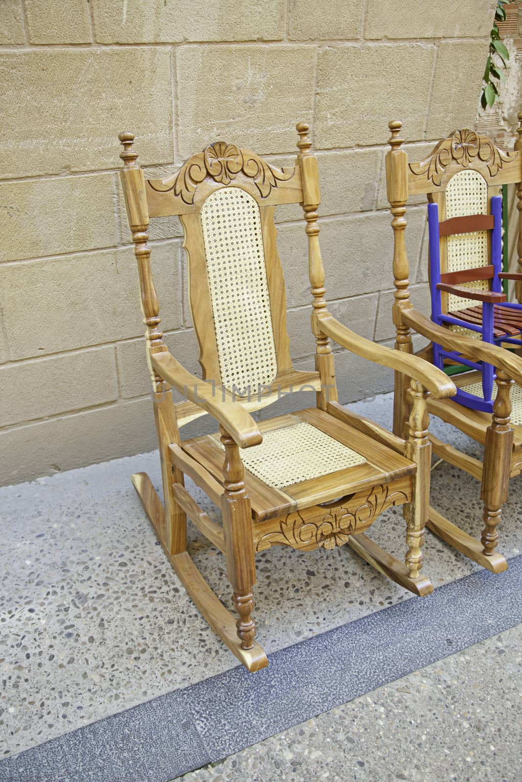 Antique wooden chairs, seats made ??by artisans in wood, Spanish tradition
