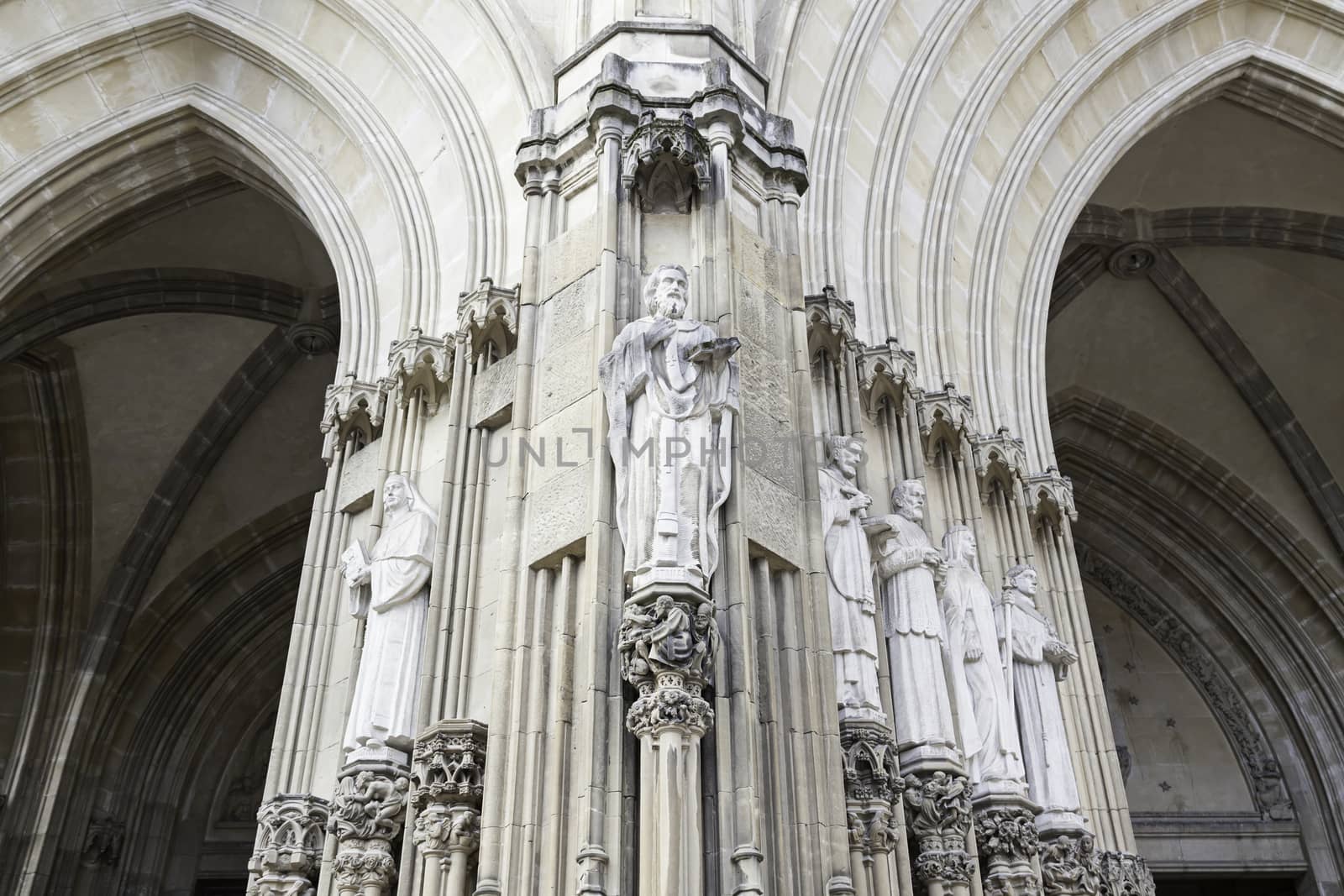 Stone statues in a church, detail of religious art in a monument