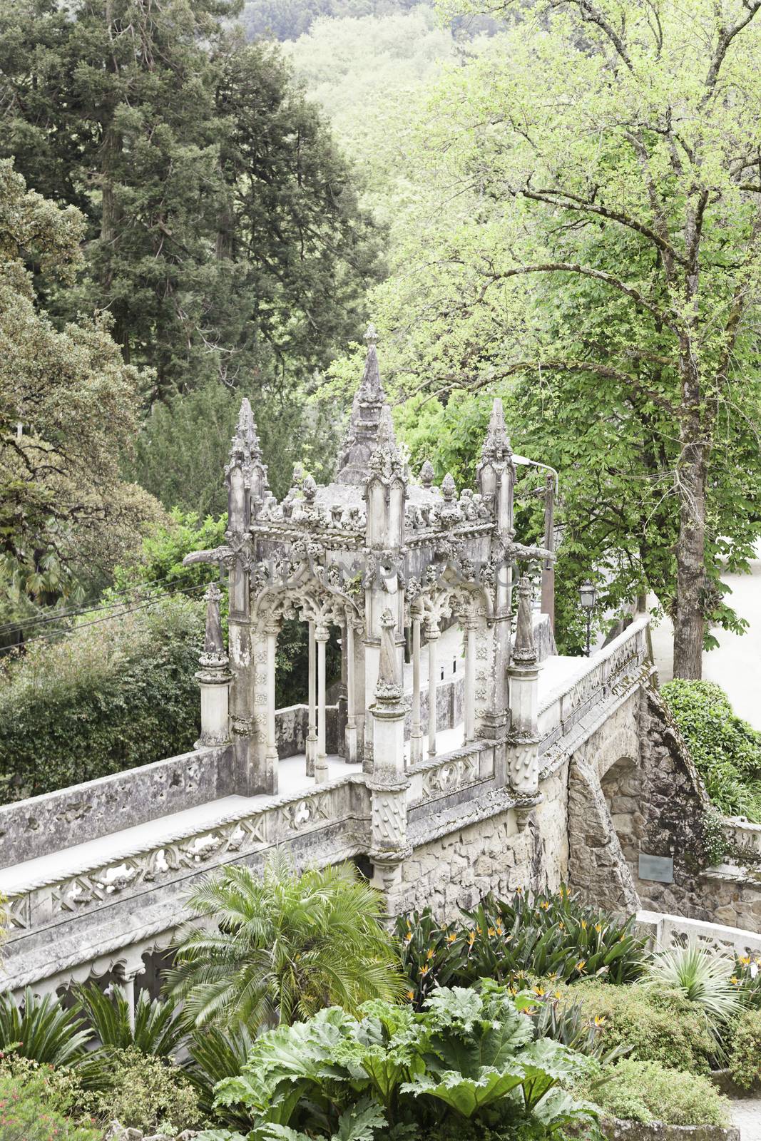 Monument of Portugal, Quinta da regaleira detail of Manueline architecture, art