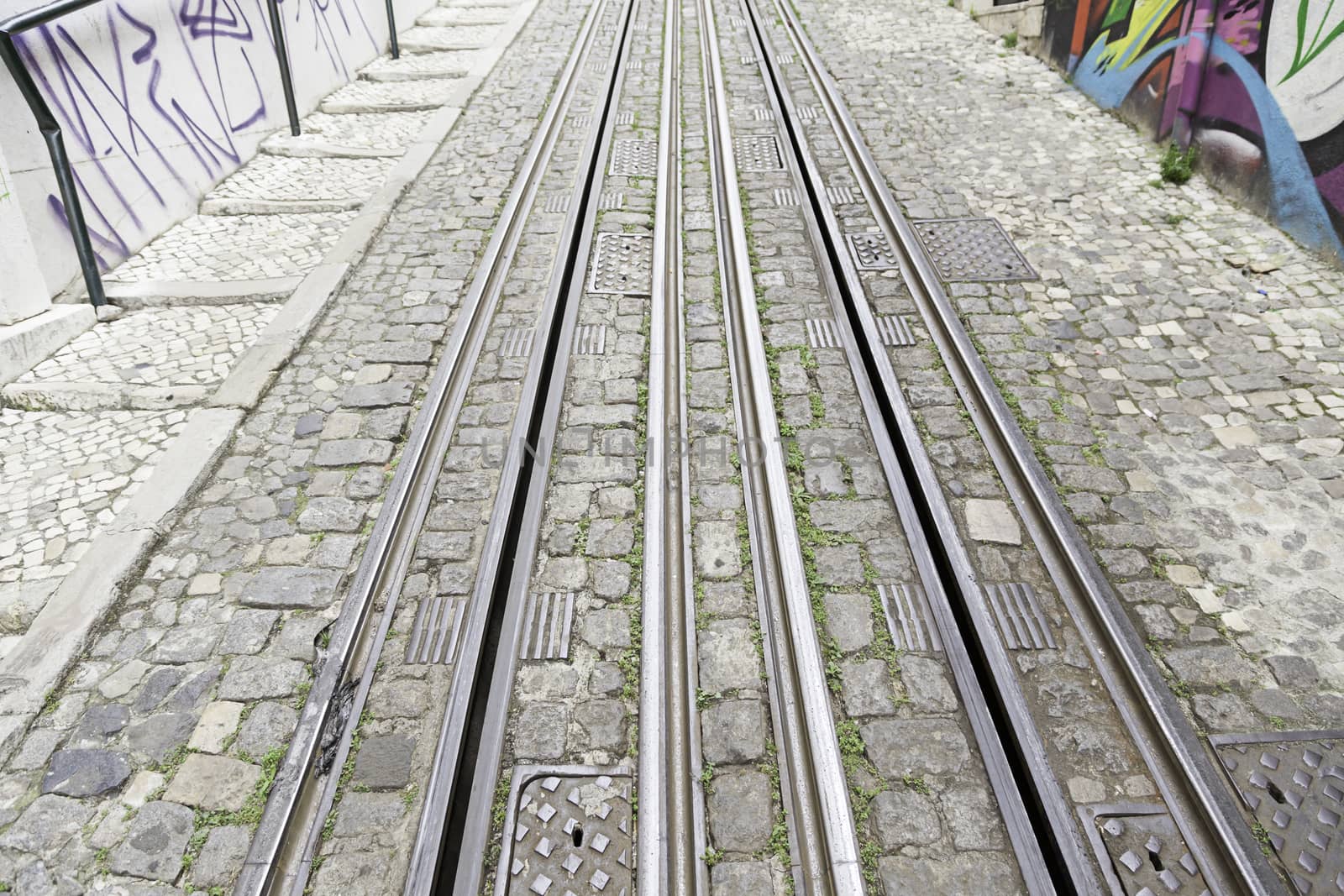 Tram tracks in the city by esebene