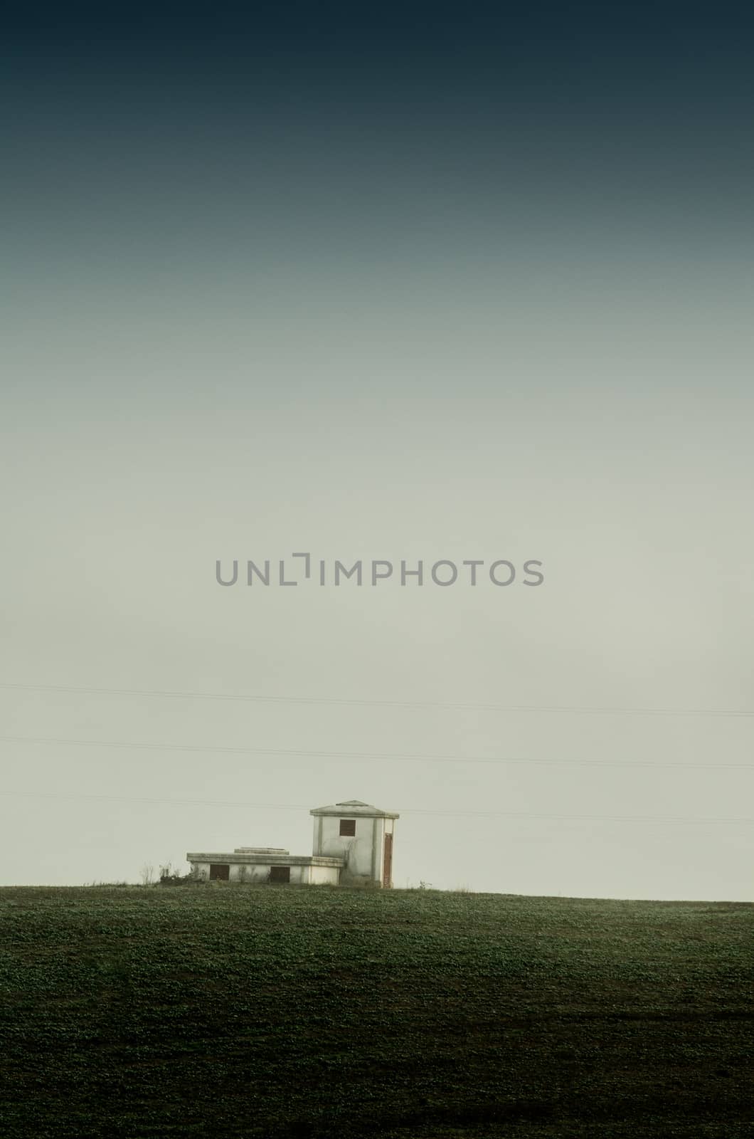 There is this small building on a field in Badostain, Navarra, where the empty sky closes a peaceful atmosphere