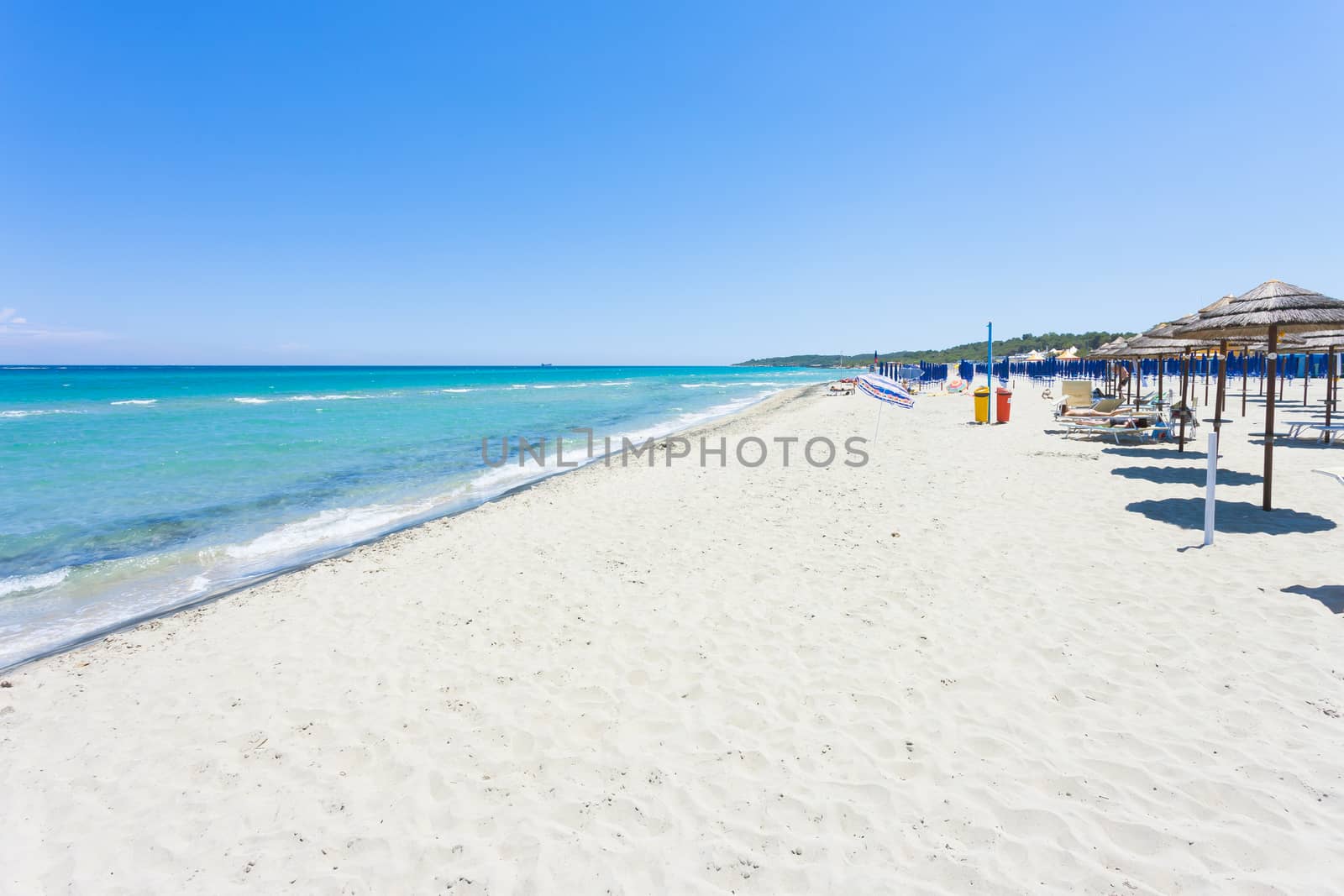 Alimini Grande, Apulia - Visiting the huge beach of Alimini Gran by tagstiles.com