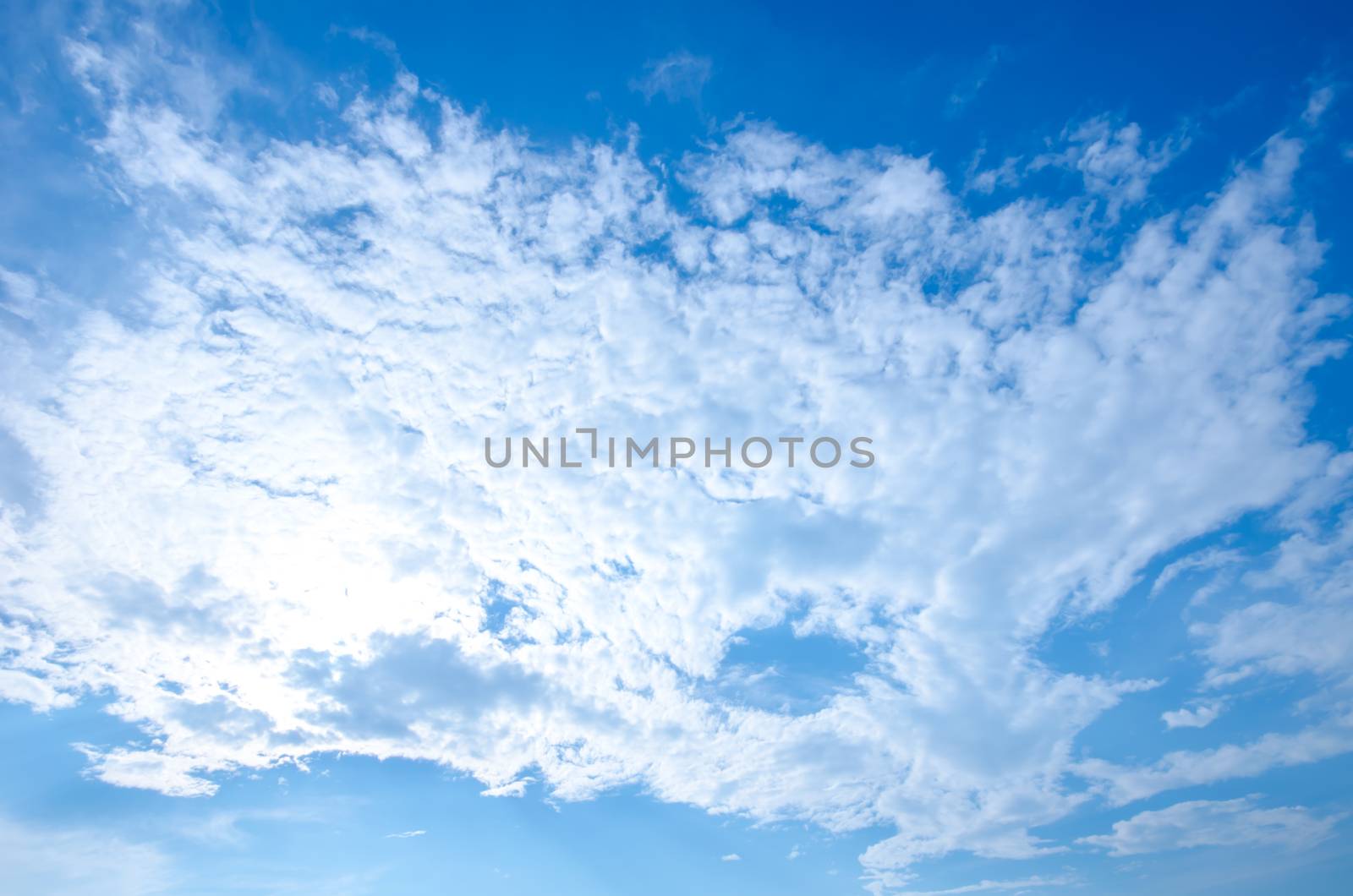 Clouds in the sky by photobyphotoboy